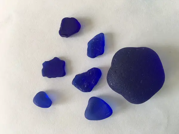 dark blue sea glass found in San Diego 
